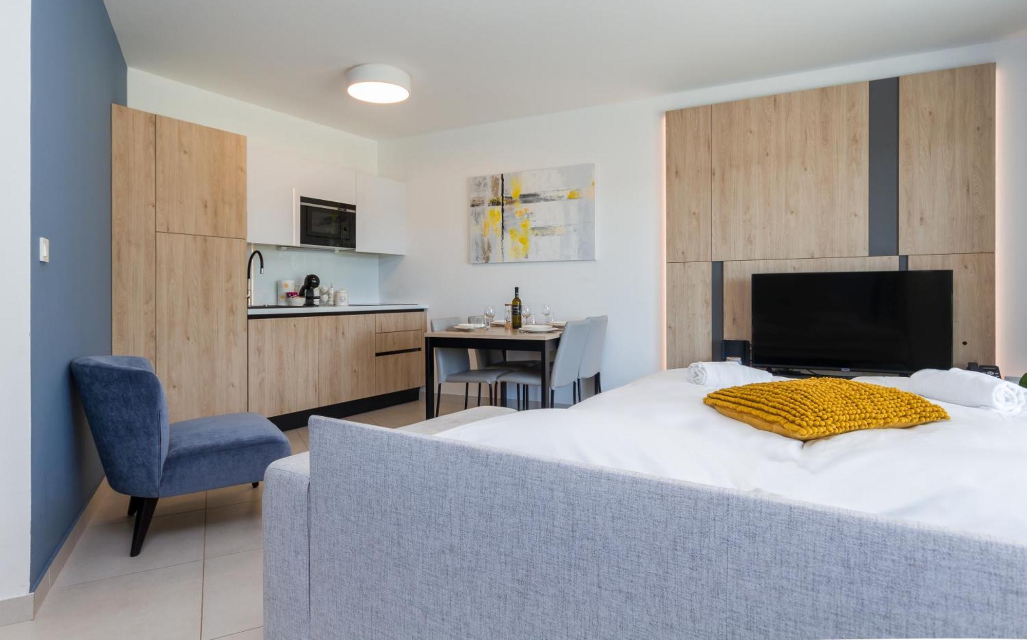 The Garden Palace Umag By Locap Group Exteriör bild